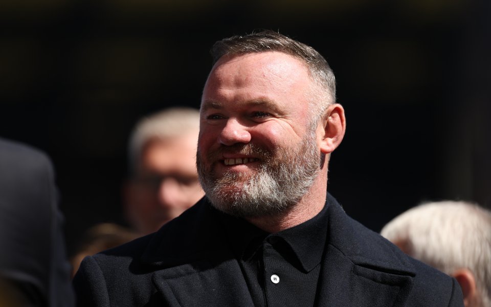 Синът на Рууни дебютира при победа на Манчестър Юнайтед