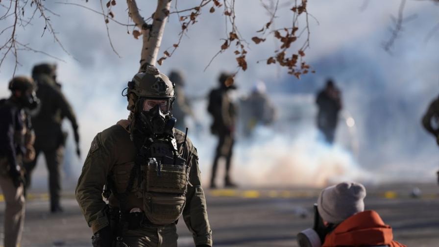 <p>Федерални агенти застреляха още един човек в Минеаполис</p>