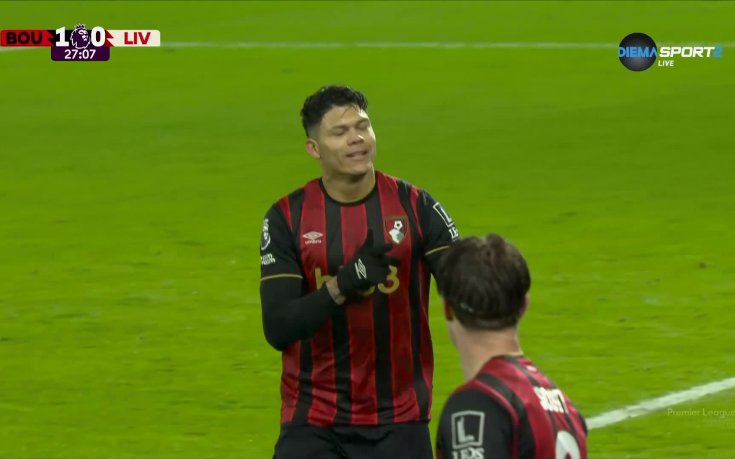 Еванилсон даде преднина на Борнемут срещу Ливърпул