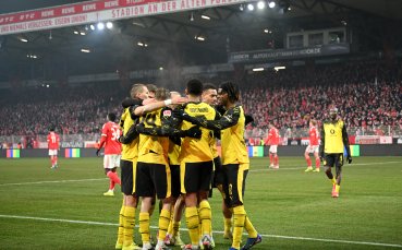 Дортмунд разпиля Унион насред Берлин и подгони Байерн