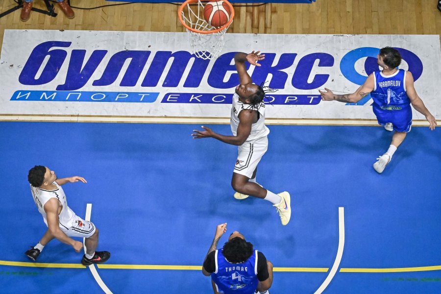 БК Локомотив Пловдив БК Рилски спортист1