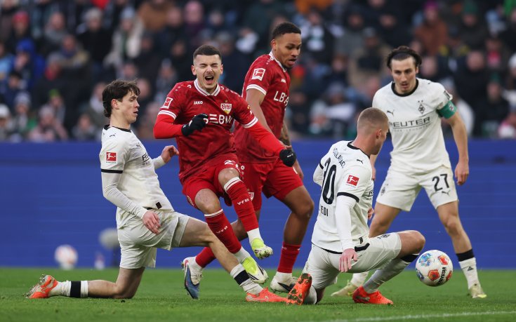 Щутгарт разби Гладбах, нахлу в Топ 4