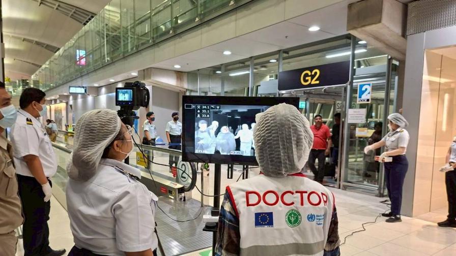 Летища връщат COVID-19 мерките заради смъртоносния вирус Нипа