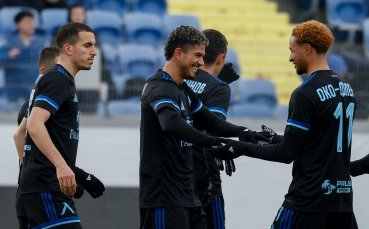 Левски загря за Лудогорец с победа, майсторски голове на Фабио Лима и Асен Митков