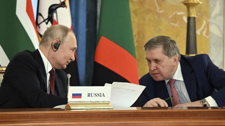 Кремъл покани Зеленски в Москва