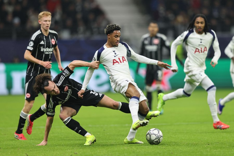 Айнтрахт Франкфурт Тотнъм Хотспър1