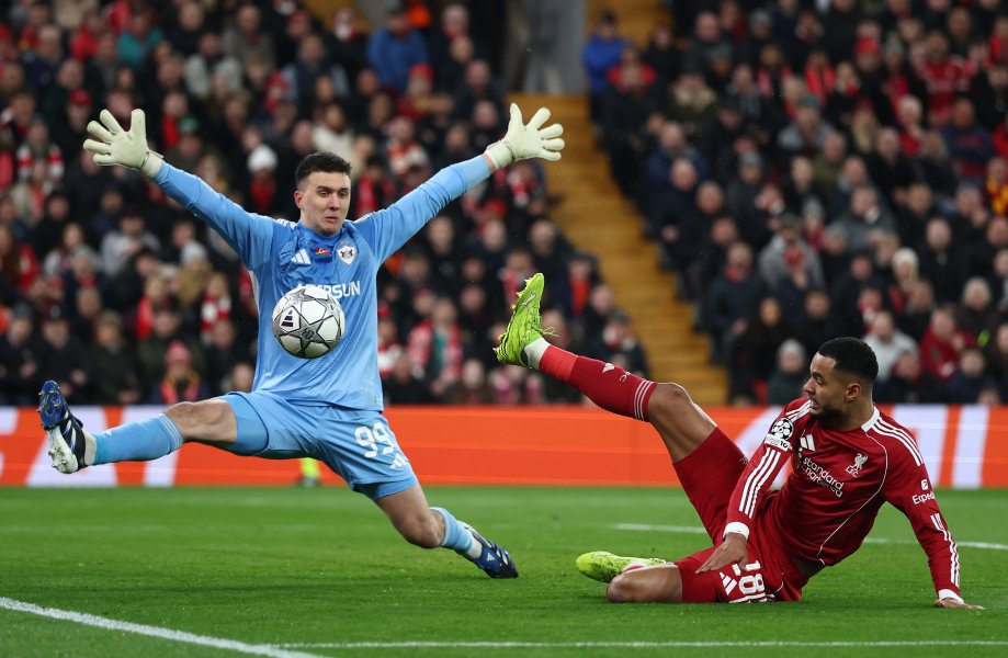 Ливърпул Карабах1