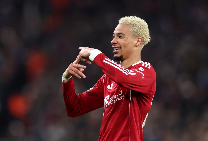 Ливърпул Карабах1