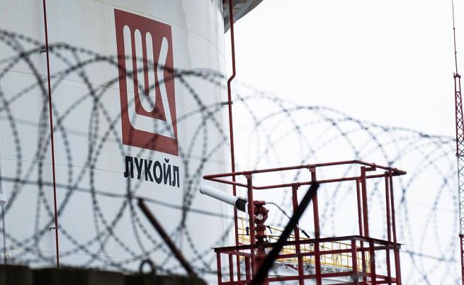 Зад кулисите на сделката за $ 22 милиарда: Как САЩ и Carlyle слагат край на 26-годишното руско влияние в България