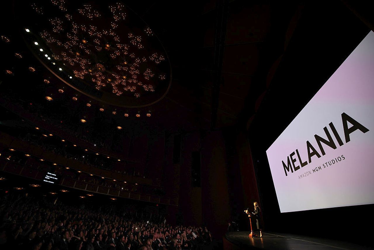 <p>Документалният филм на първата дама на САЩ, Мелания Тръмп, беше прожектиран в Центъра за сценични изкуства "Кенеди" във Вашингтон. Президентът и други ВИП гости подкрепиха Мелания</p>