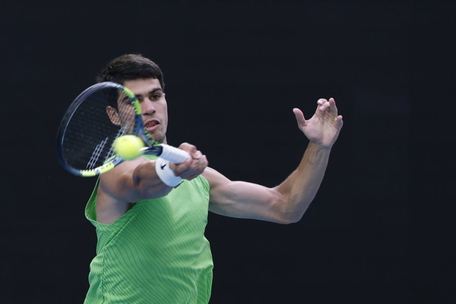 Алкарас Зверев1