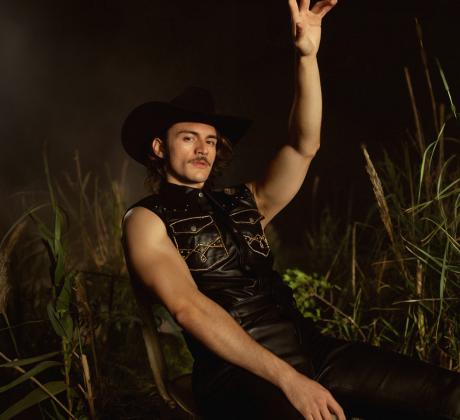 Най голямята музикална звезда на Малта AIDAN пристига в България