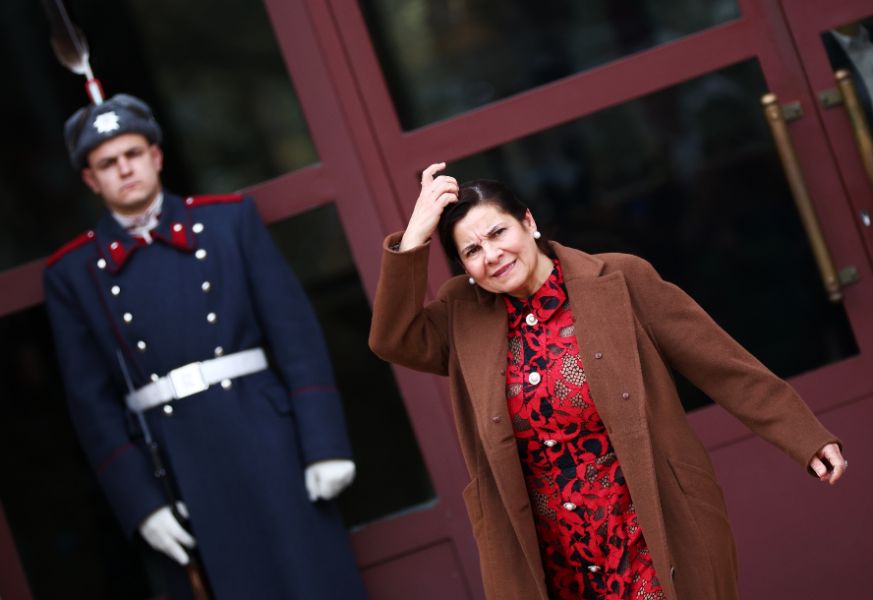 <p>Заместник-председателят на Сметната палата Силвия Къдрева заяви, че е готова да бъде служебен премиер. &bdquo;Не бягам от отговорност&ldquo;, каза пред журналисти тя след срещата си с президента Илияна Йотова в рамките на конституционната процедура по назначаване на служебно правителство.</p>