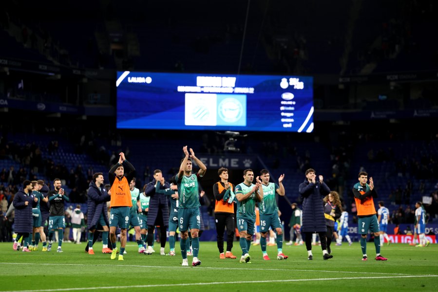 Еспаньол Депортиво Алавес1