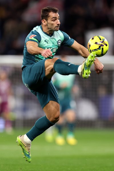 Еспаньол Депортиво Алавес1