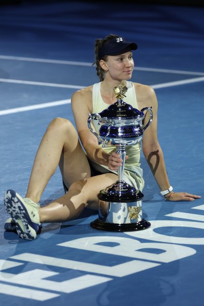 Елена Рибакина срази Арина Сабаленка за първа титла от Australian1