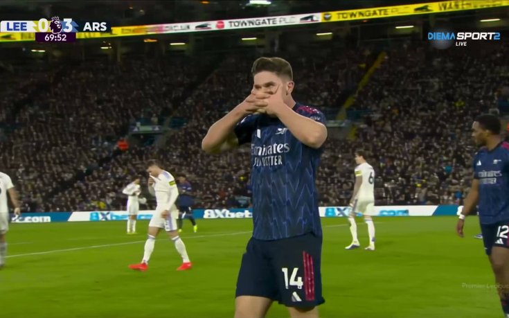 Виктор Гьокереш реализира трети гол за Арсенал