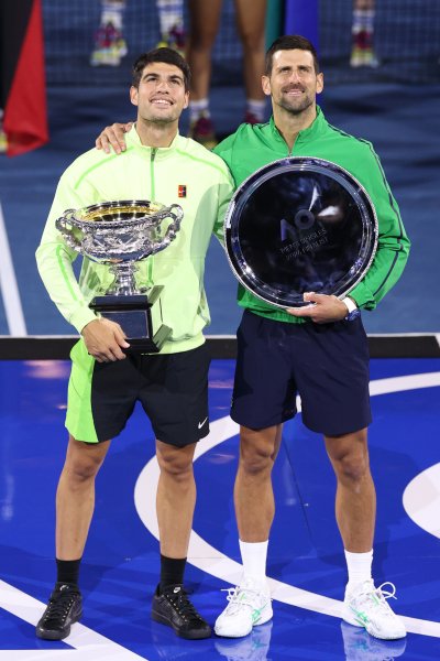 Карлос Алкарас обърна Новак Джокович и спечели първа титла от1