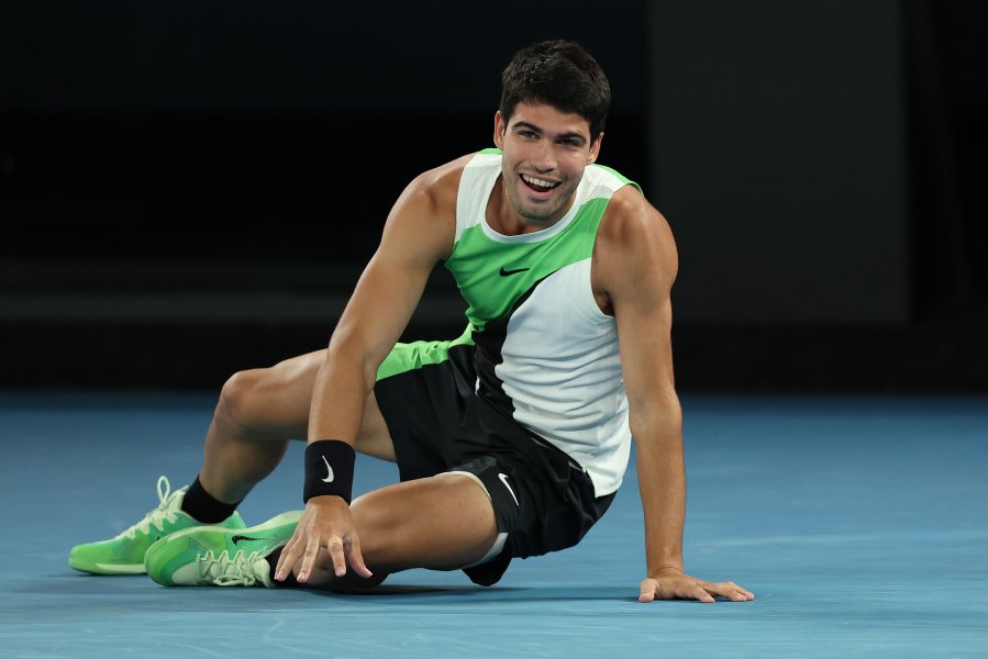 Карлос Алкарас обърна Новак Джокович и спечели първа титла от1