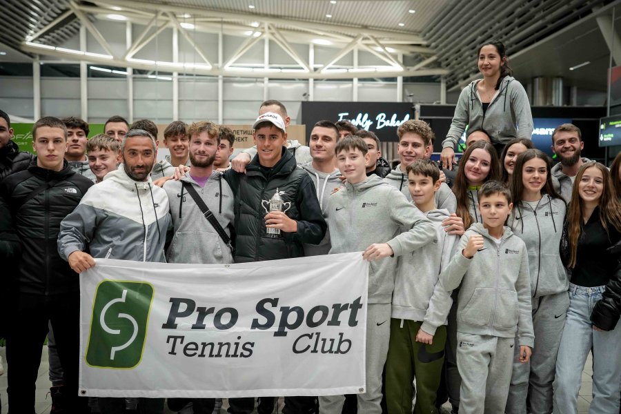 Шампионът от Australian Open Димитър Кисимов се завърна в България1