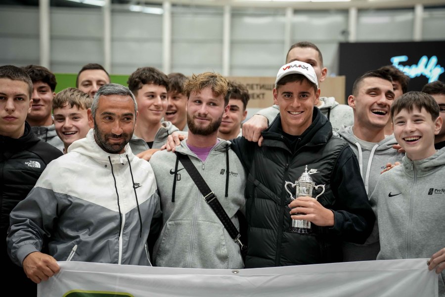 Шампионът от Australian Open Димитър Кисимов се завърна в България1