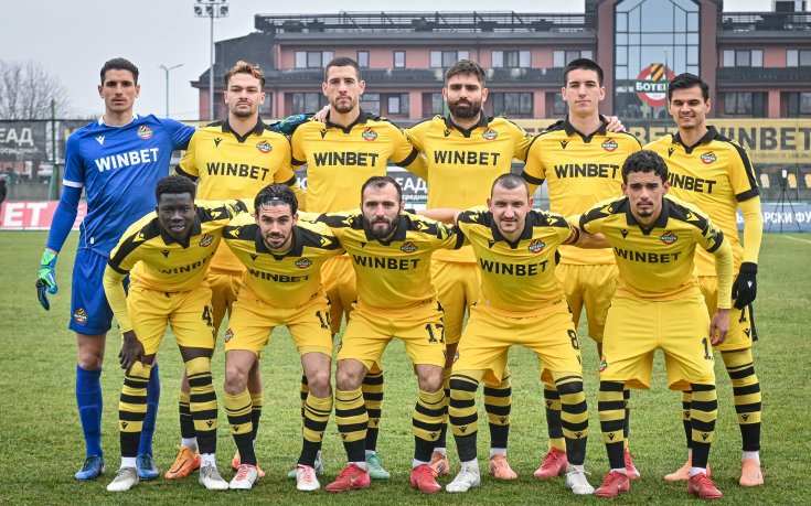 Конгоански талант ще кара проби в Ботев Пловдив