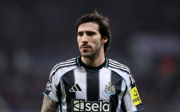 Арсенал атакува звезда на Нюкасъл в последните часове на прозореца