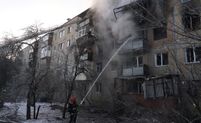 Жертви и ранени при нови руски удари с дронове срещу Украйна