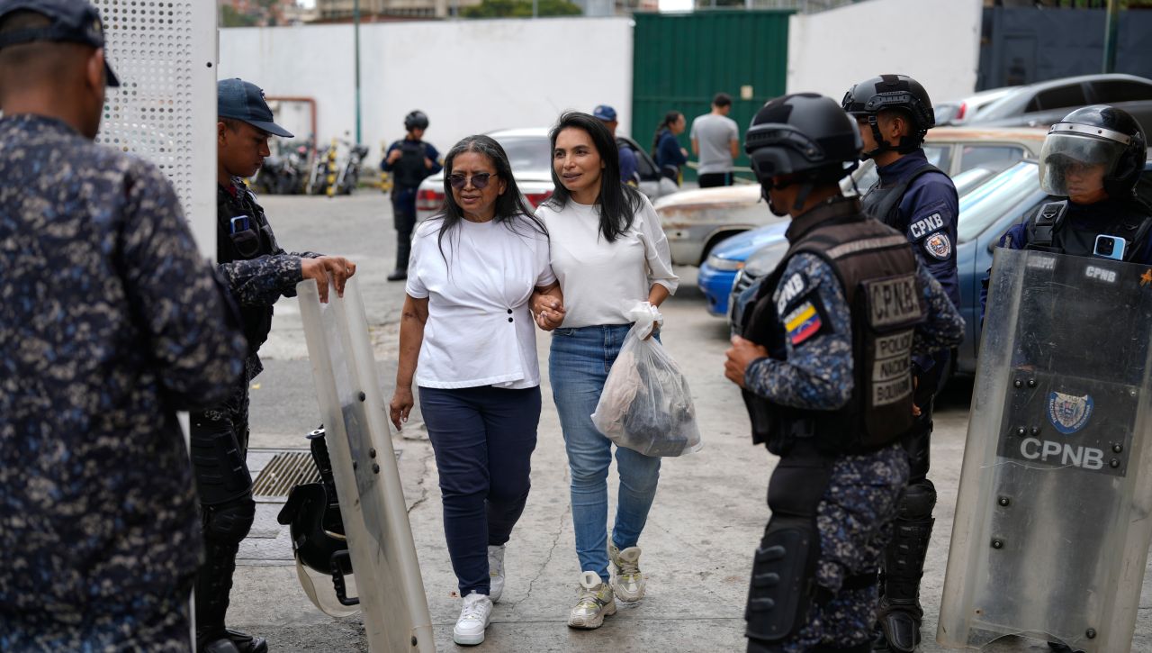 Венецуелското правителство освободи още 22-ма затворници