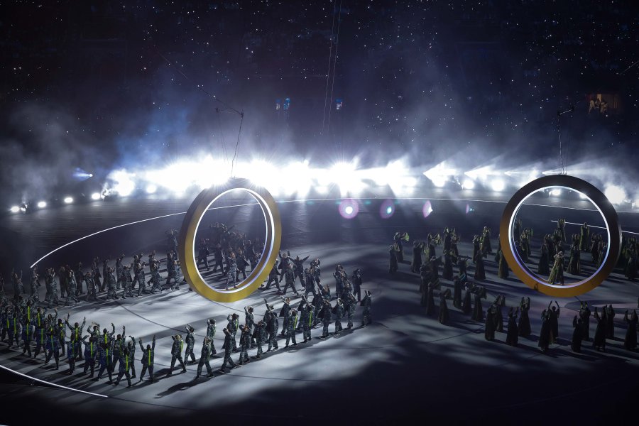 Церемонията по откриване на Зимните олимпийски игри в Милано Кортина1