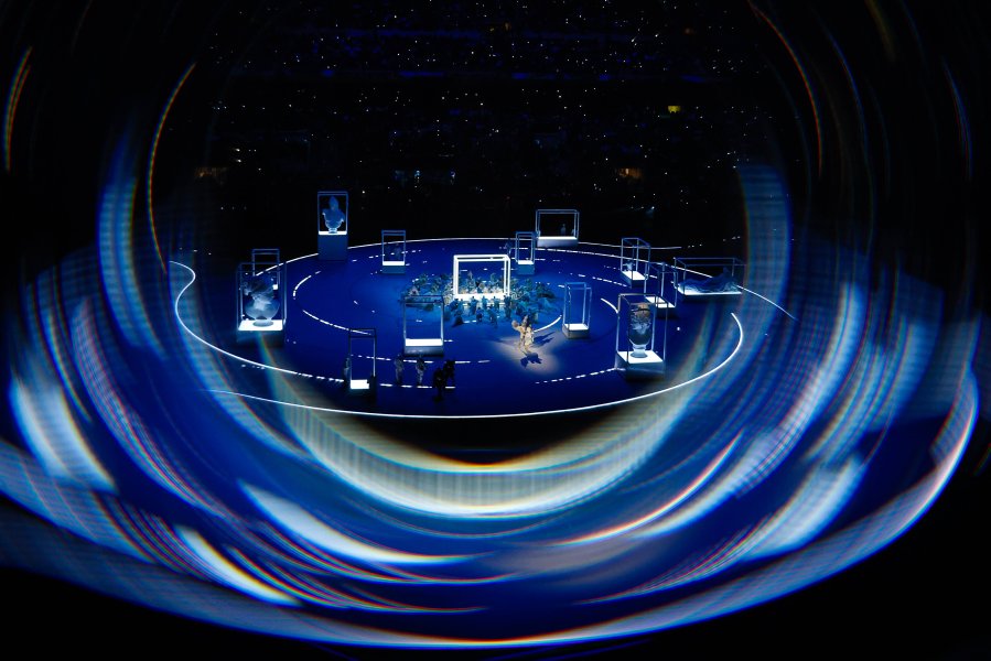 Церемонията по откриване на Зимните олимпийски игри в Милано Кортина1