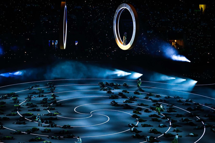 Церемонията по откриване на Зимните олимпийски игри в Милано Кортина1