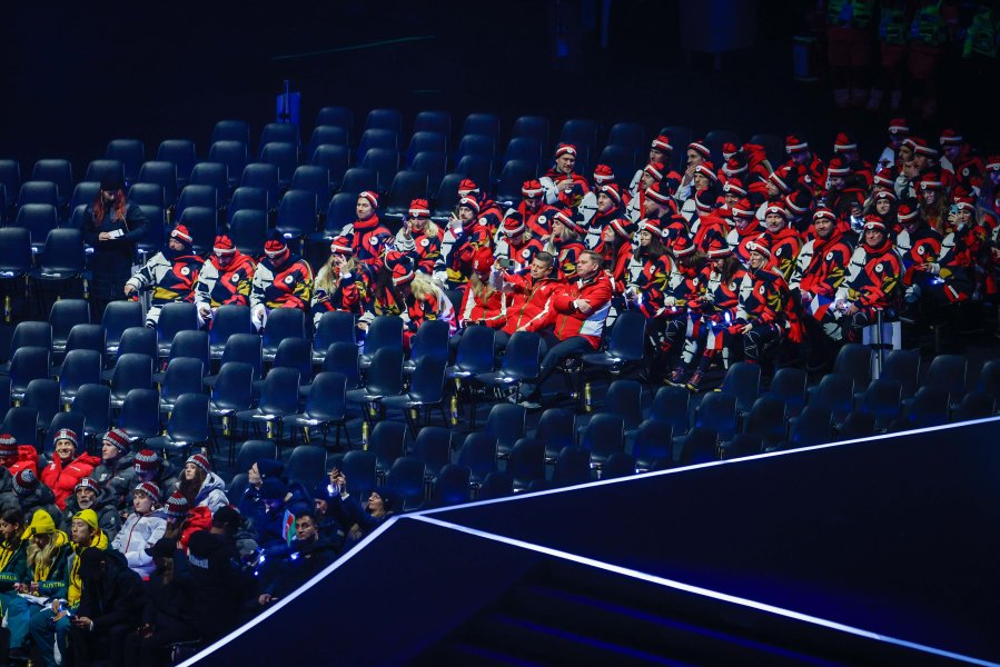 Церемонията по откриване на Зимните олимпийски игри в Милано Кортина1