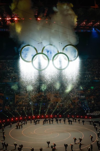 Церемонията по откриване на Зимните олимпийски игри в Милано Кортина1