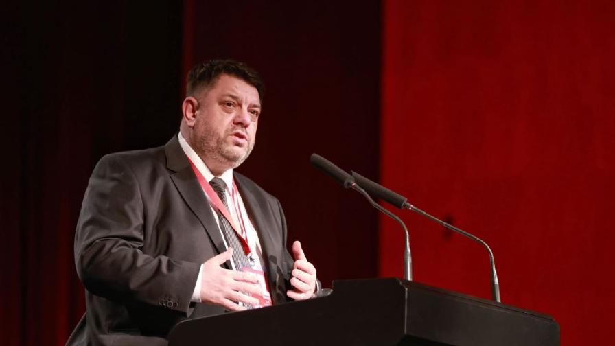 БСП се събра на извънреден конгрес, Зафиров подаде оставка