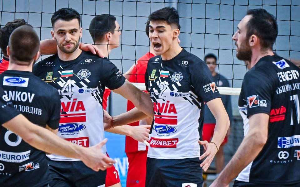 Локомотив Авиа победи ЦСКА и се изравни с Левски на върха