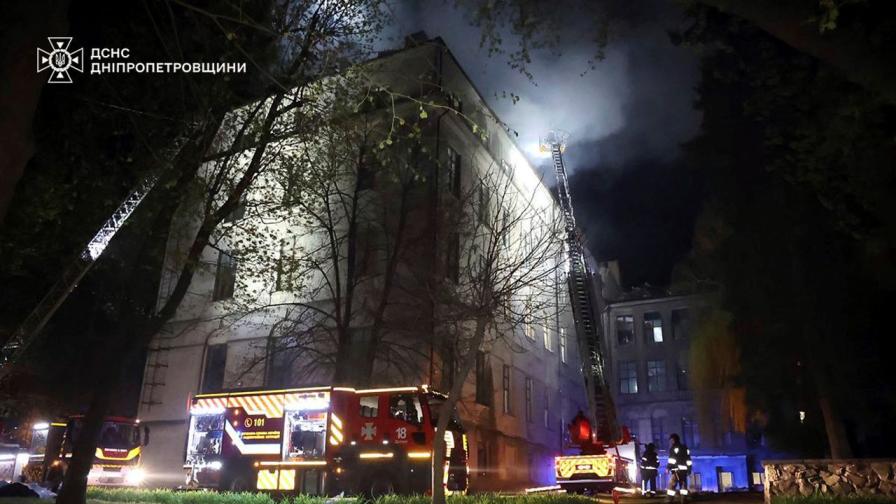 <p>Русия бомбардира жилища в Днепър - дете е в болница</p>