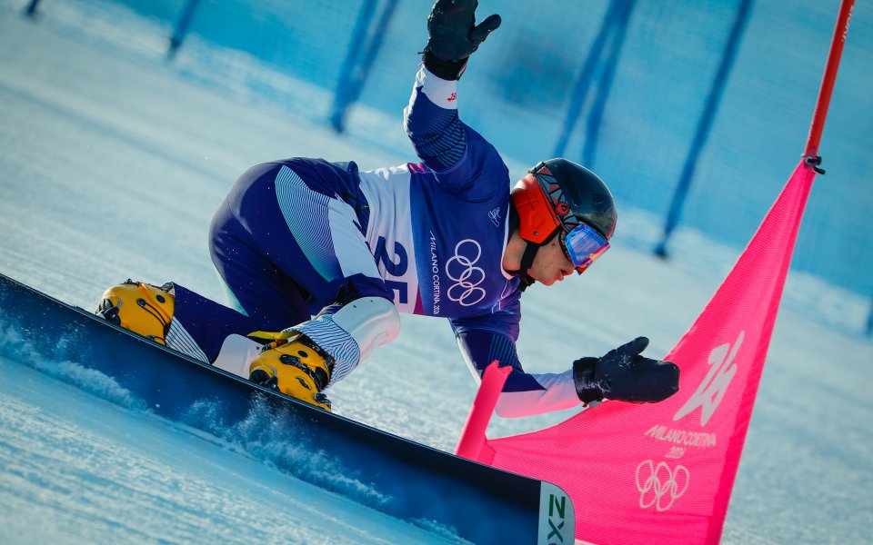 Олимпийски пробив: Българско трио сноубордисти преодоля квалификациите
