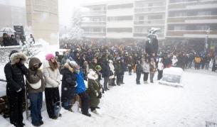 Отново пламъци в Кран Монтана: Пожар избухна на мястото на голямата трагедия