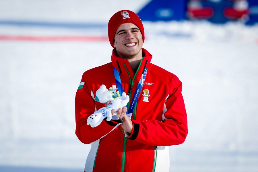 Тервел Замфиров1