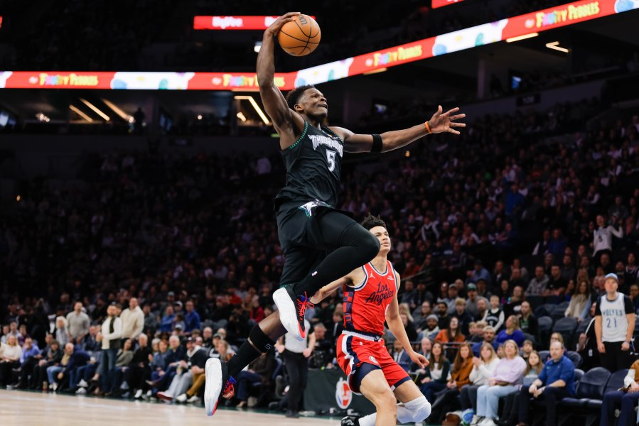 Минесота Тимбъруулвс Лос Анджелис Клипърс1