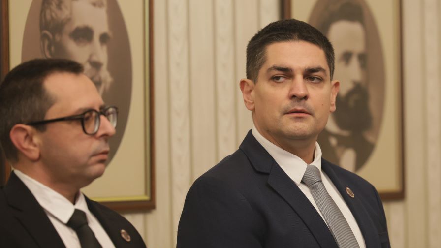 <p>МЕЧ отиде при президента, но отказа да проведе консултации</p>