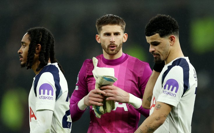 Тотнъм има фаворит за временен мениджър, феновете искат Почетино от лятото