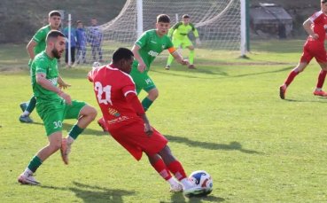 Спартак Плевен привлече крило от Банско