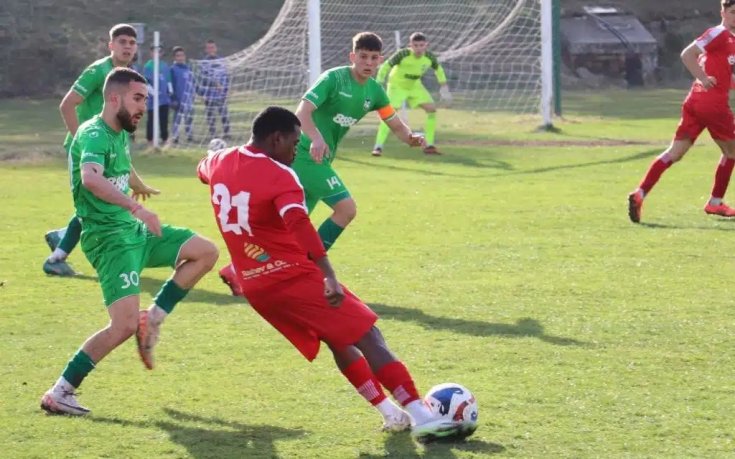 Спартак Плевен привлече крило от Банско