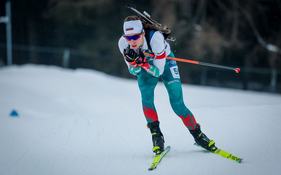 Милена Тодорова на крачка от масовия старт, Лора Христова вече си осигури участие