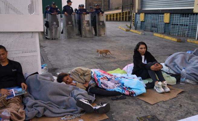 Венецуела освободи 17 политически затворници