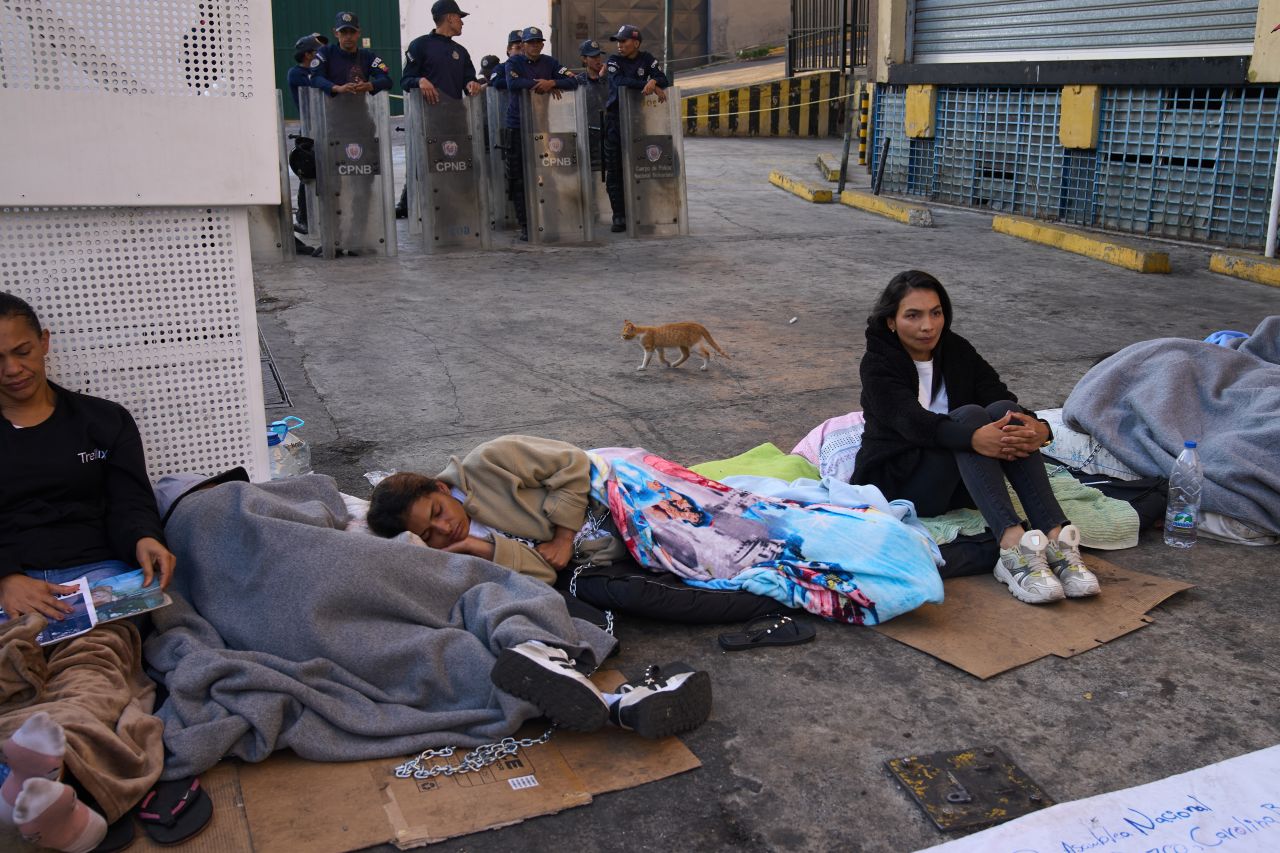 Венецуела освободи 17 политически затворници