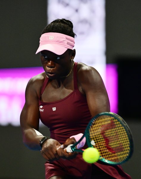 Каролина Мухова победи Виктория Мбоко и вдигна титлата в Доха1