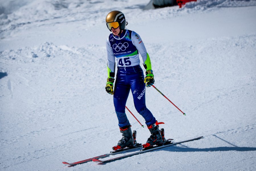 Гигантски слалом за жени с участието на Анина Цурбриген в1